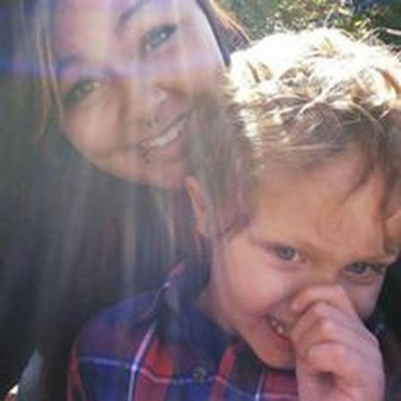 Meet your Posher, Kristen - Picture 1 of 1